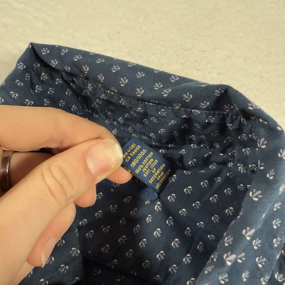 Ralph Lauren no noticeable